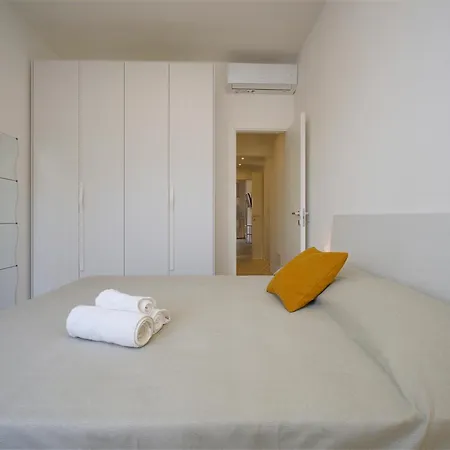 White House & Views Apartment