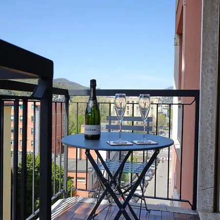 White House & Views Apartman